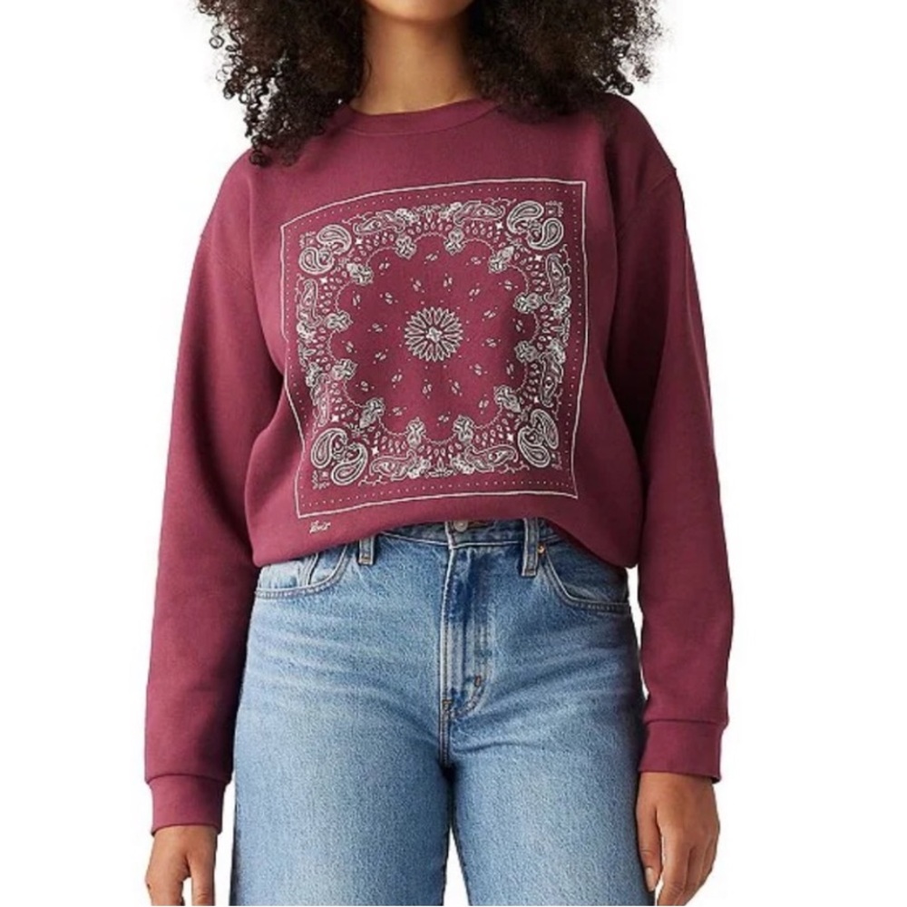 Levi's Bandana Graphic Crewneck Print Sweatshirt Burgundy Medium NWT